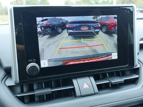 New 2025 Toyota RAV4 XLE w/ Convenience Package image 4