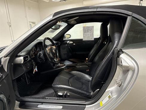Used 2006 Porsche 911 Carrera S image 19