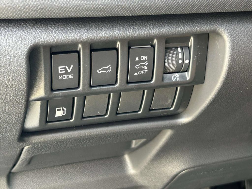 New 2026 Subaru Forester Touring AWD/4WD image 16