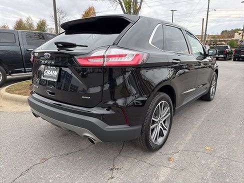 Used 2022 Ford Edge Titanium image 9
