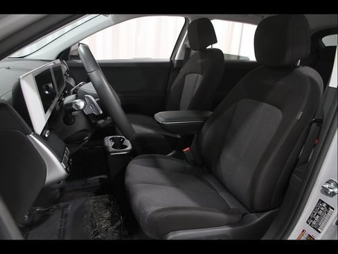 Certified 2024 Hyundai Ioniq 5 SEL AWD/4WD image 5