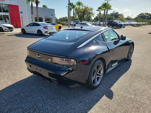 Used 2025 Nissan Z Sport w/ Floor Mat Package RWD image 3