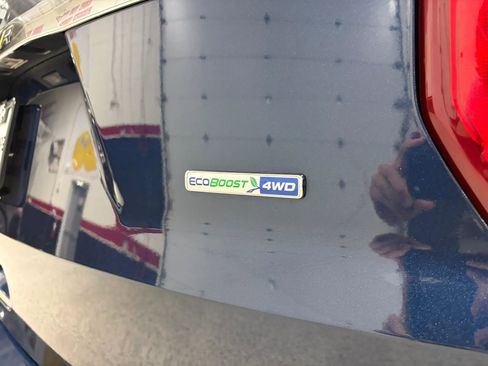 Used 2017 Ford Explorer XLT w/ Equipment Group 201A image 17