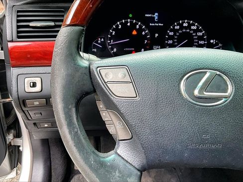Used 2007 Lexus LS 460 RWD image 10