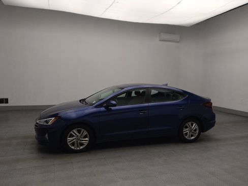 Used 2020 Hyundai Elantra Value Edition image 2
