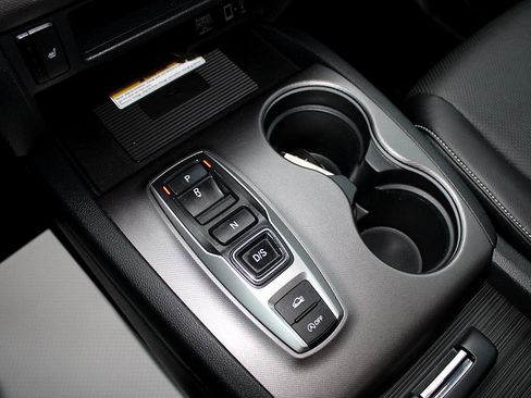 Used 2023 Honda Ridgeline RTL-E image 18