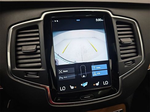 Used 2021 Volvo XC90 T5 Momentum image 30