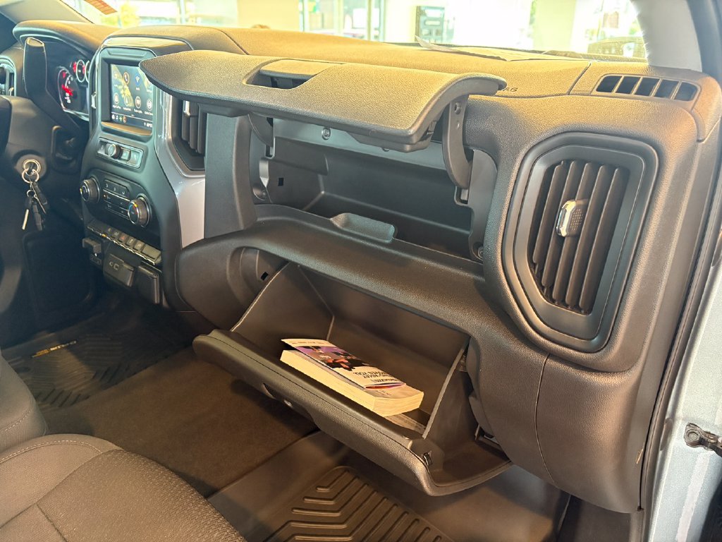 Used 2021 Chevrolet Silverado 1500 Custom w/ LPO, Dark Essentials Package AWD/4WD image 23