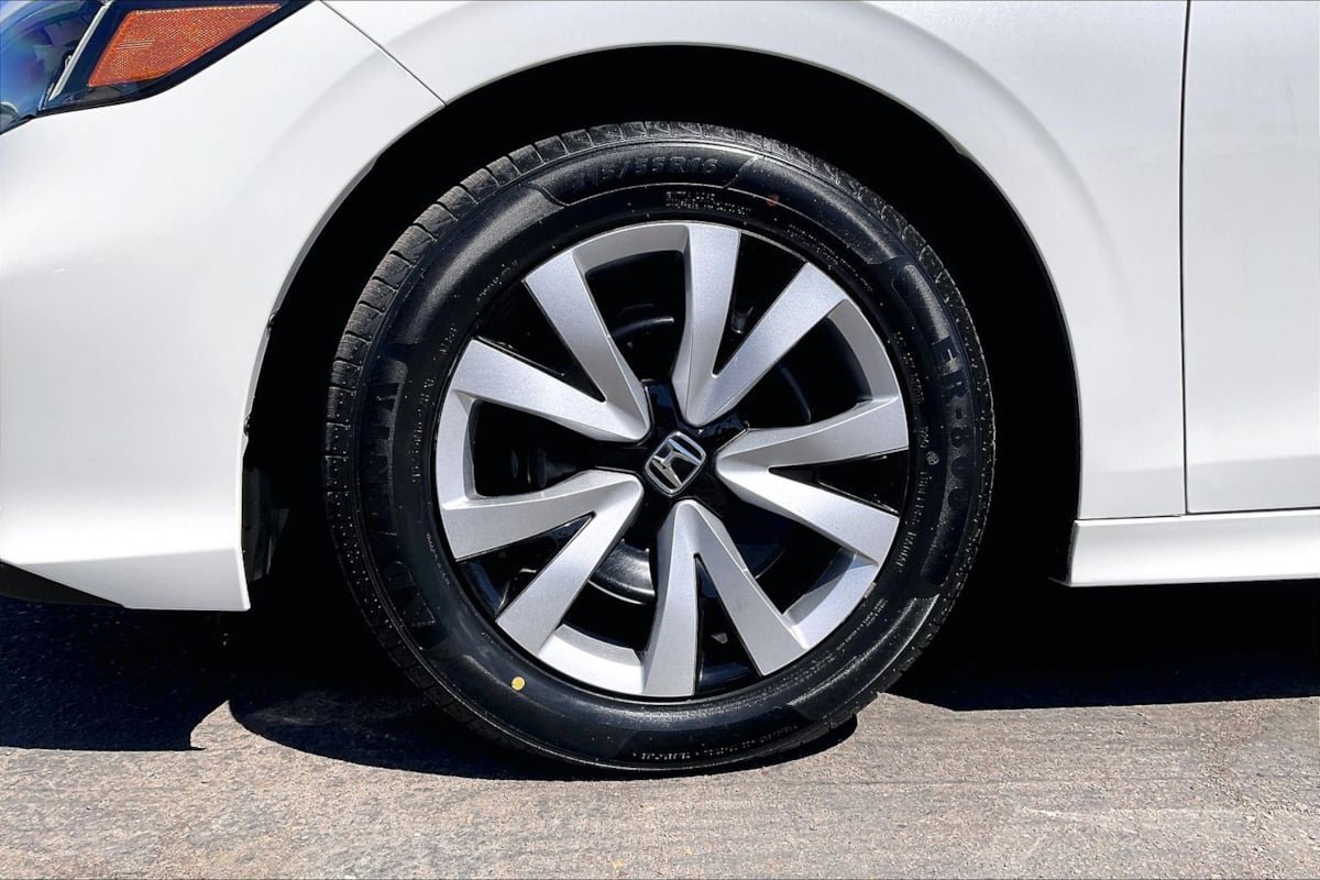 Used 2025 Honda Civic LX image 8