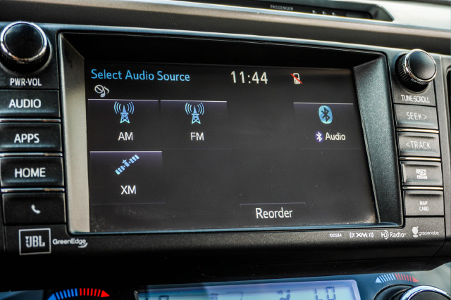 Used 2018 Toyota RAV4 Limited w/ Advanced Technology Package AWD/4WD image 34