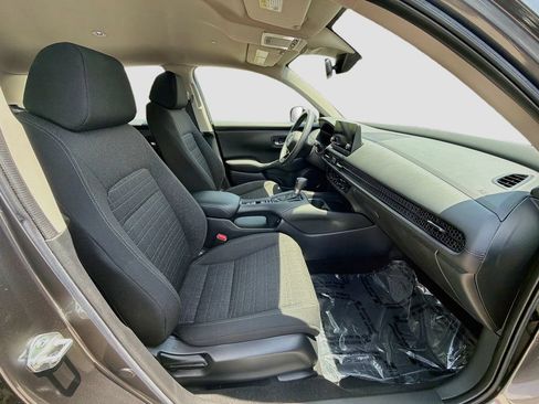 Used 2024 Honda HR-V LX image 30