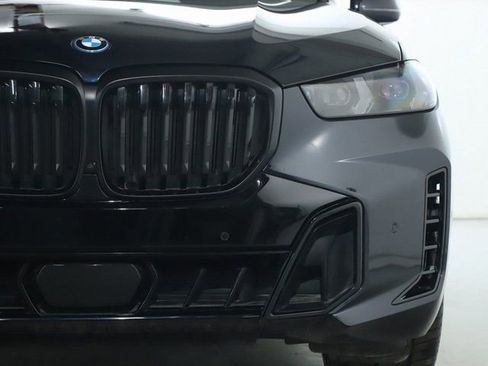Certified 2024 BMW X5 xDrive50e w/ Executive Package image 9