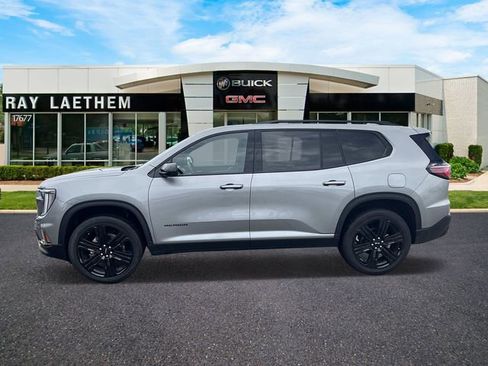 Used 2026 GMC Acadia Elevation w/ Black Edition image 2