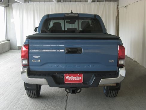 Used 2019 Toyota Tacoma SR5 image 23