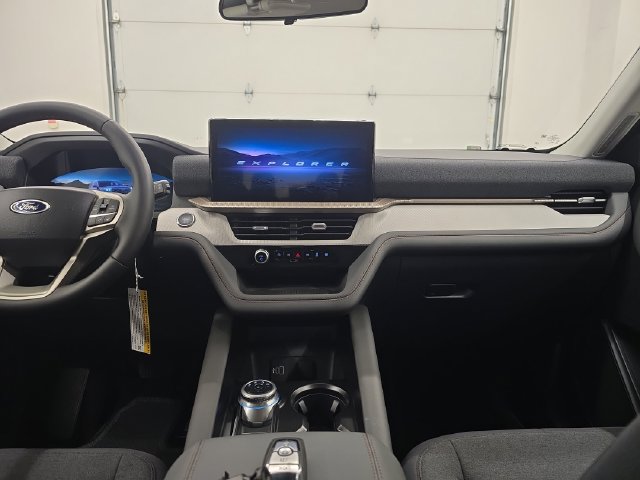 New 2026 Ford Explorer Active AWD/4WD image 15