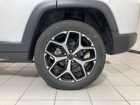 Used 2025 Jeep Compass Limited AWD/4WD image 26
