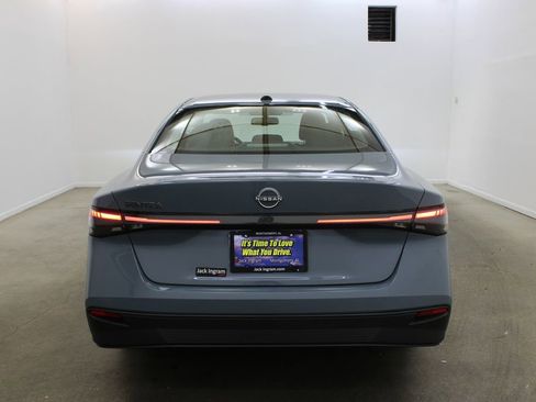 New 2026 Nissan Sentra SV w/ SV Convenience Package image 4