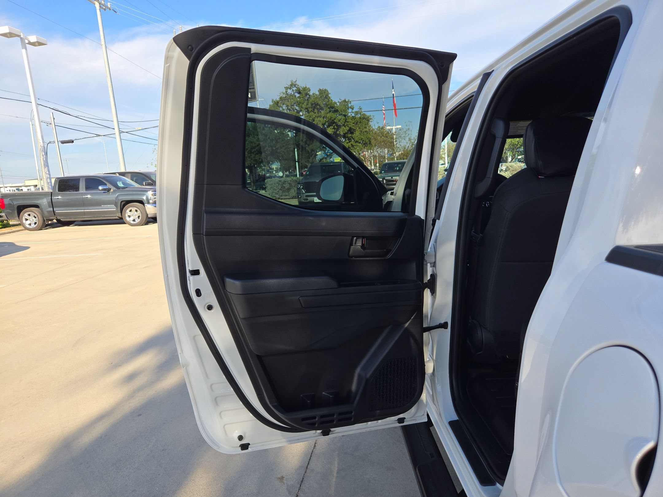 Used 2024 Toyota Tacoma SR RWD image 14
