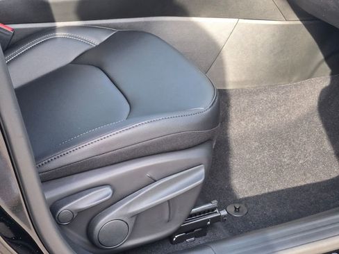 New 2026 Jeep Compass Limited w/ Sun, Sound & Navigation Group image 6