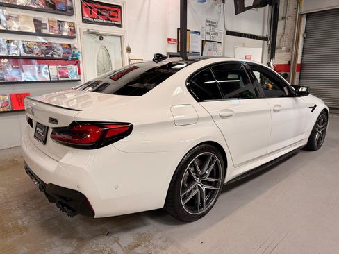 Used 2023 BMW M5 w/ Competition Package AWD/4WD image 5