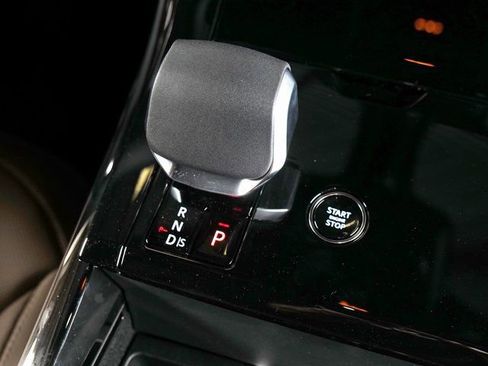 New 2026 Land Rover Range Rover Sport SE AWD/4WD image 13
