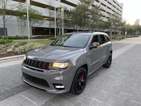Used 2021 Jeep Grand Cherokee SRT w/ Trailer Tow Group IV image 37