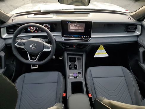 New 2026 Volkswagen Tiguan SE R-Line image 15