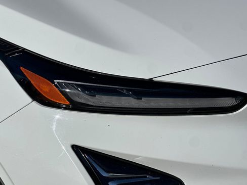 Used 2022 Chevrolet Bolt EUV Premier w/ Super Cruise Package image 44