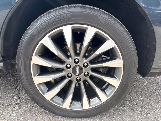 Used 2021 Lincoln Navigator Reserve w/ Luxury Package AWD/4WD image 28