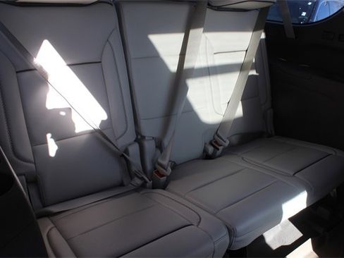 Used 2024 GMC Yukon XL Denali w/ Denali Reserve Package image 22