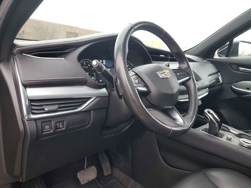 Used 2021 Cadillac XT4 Premium Luxury w/ Cold Weather Package image 12