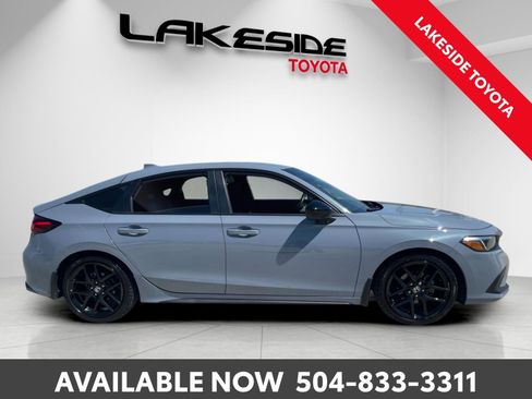 Used 2022 Honda Civic Sport image 7