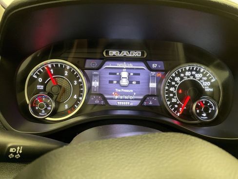 Certified 2022 RAM 1500 Laramie image 15