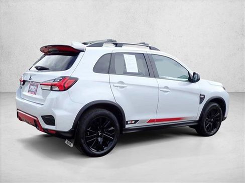 Used 2023 Mitsubishi Outlander Sport ES AWD/4WD image 4