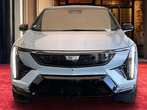New 2026 Cadillac Optiq Sport 2 image 3