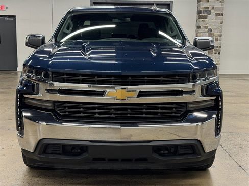 Used 2021 Chevrolet Silverado 1500 LT w/ Z71 Off-Road Package image 2