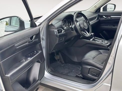 Used 2020 MAZDA CX-5 Touring FWD image 12