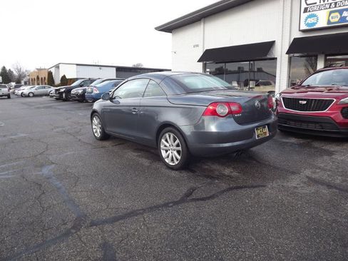 Used 2007 Volkswagen Eos 2.0T image 3
