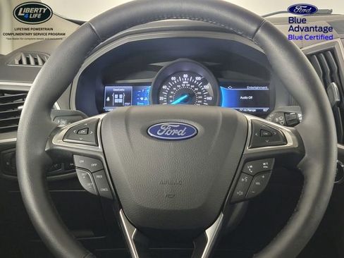 Certified 2024 Ford Edge SEL w/ Convenience Package AWD/4WD image 29