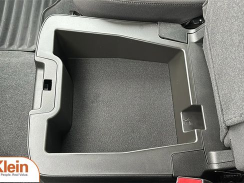 Used 2023 GMC Sierra 1500 Elevation image 23