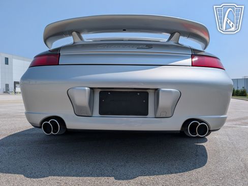 Used 2004 Porsche 911 Carrera 4S image 13