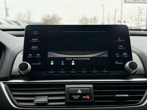 Used 2019 Honda Accord LX image 34