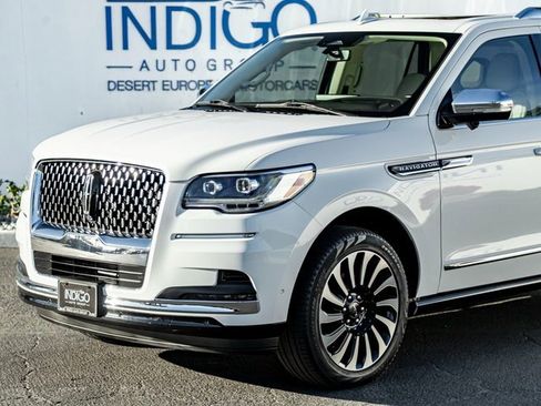 Used 2023 Lincoln Navigator L Black Label image 2