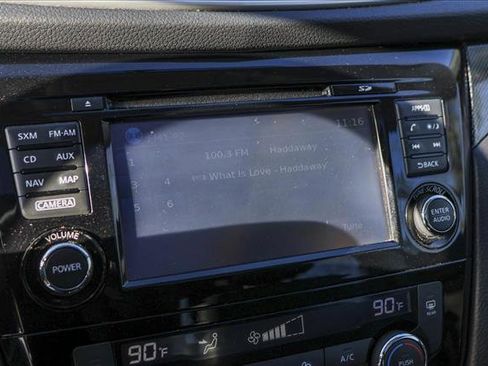 Used 2016 Nissan Rogue SL w/ SL Premium Package image 18