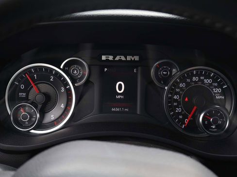 Used 2023 RAM 3500 Big Horn w/ Level 1 Equipment Group image 11