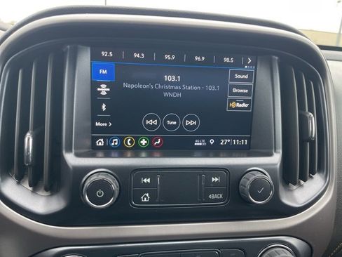 Used 2022 GMC Canyon AT4 image 25