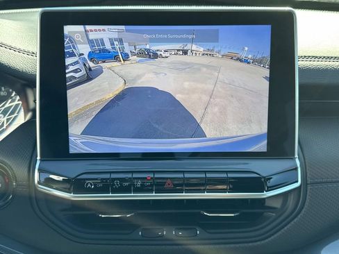 New 2026 Jeep Compass Latitude image 43