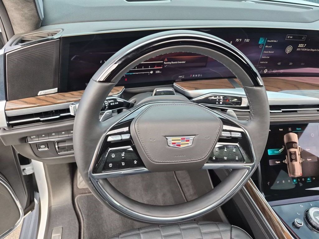 Certified 2026 Cadillac Escalade Platinum Sport w/ LPO, ONYX Package AWD/4WD image 9