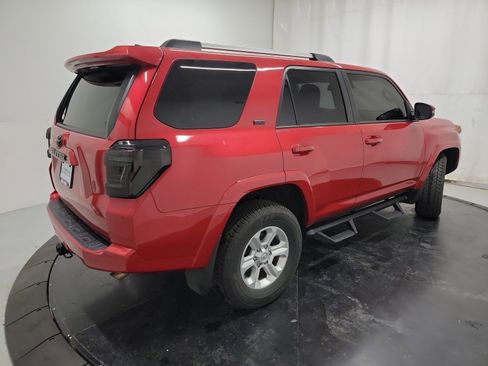Used 2023 Toyota 4Runner SR5 Premium w/ Moonroof Package RWD image 9