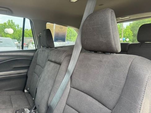 Used 2019 Honda Pilot EX image 28